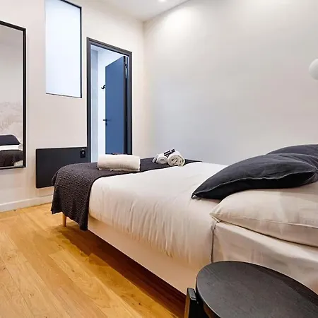 Luxury 3br With Spacious Tv Saint-Mandé